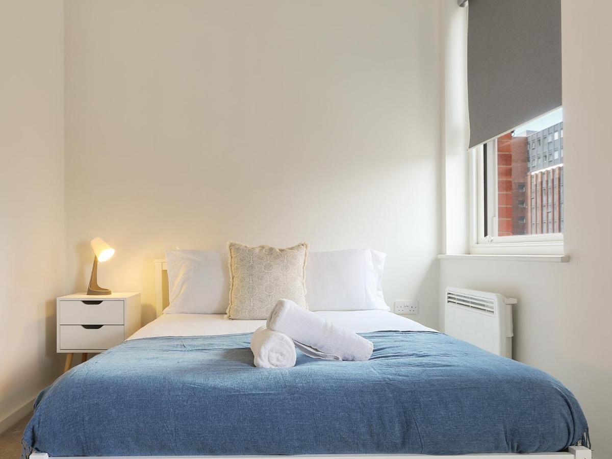 Modern 2-Bed Apartment, Free Parking, City Centre, Netflix & Pet Friendly - Hosted By Stay Host Save Sheffield Esterno foto