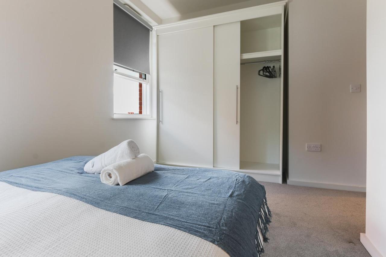 Modern 2-Bed Apartment, Free Parking, City Centre, Netflix & Pet Friendly - Hosted By Stay Host Save Sheffield Esterno foto
